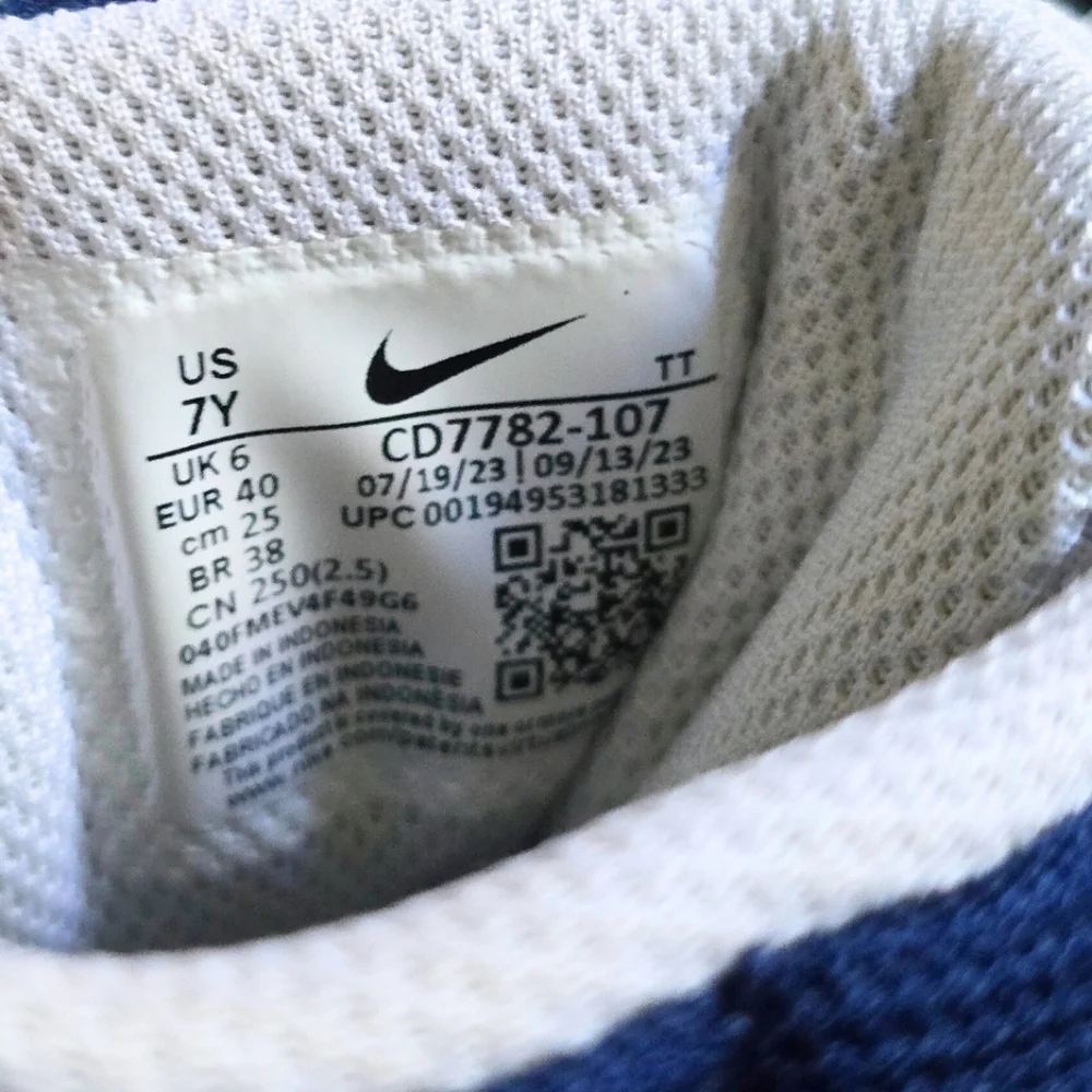 Nike Court Borough Mid 2 Big Kids Boys 7Y Blue White Sneakers